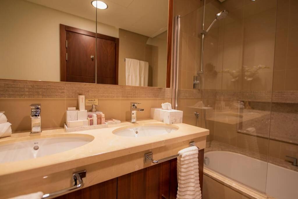 First Class 3Br With Full Burj Khalifa And Fountain View 迪拜 外观 照片