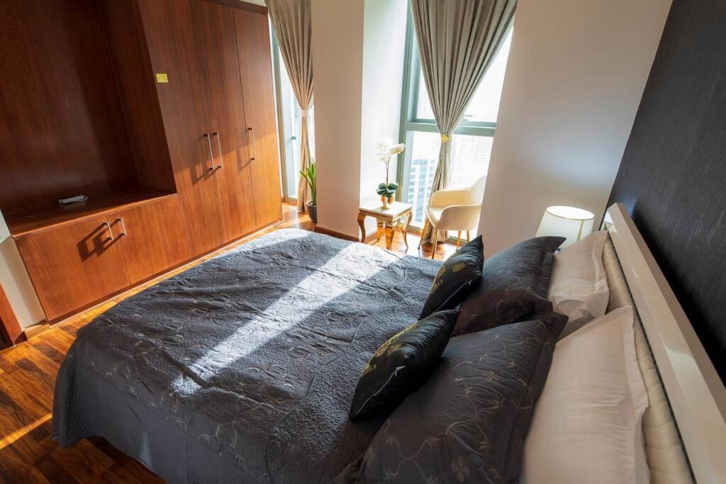First Class 3Br With Full Burj Khalifa And Fountain View 迪拜 外观 照片